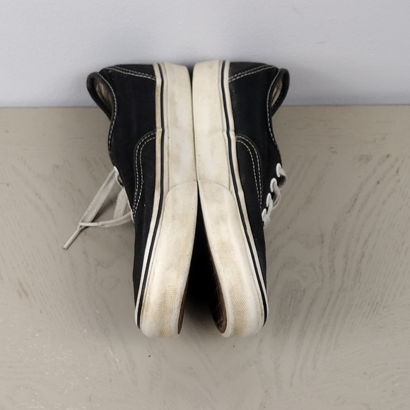 Classic Vans - Picture 3 of 6